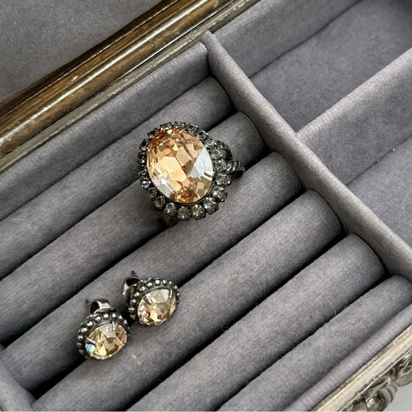 Vintage Sorrelli Earrings & Statement Ring - Picture 8 of 9